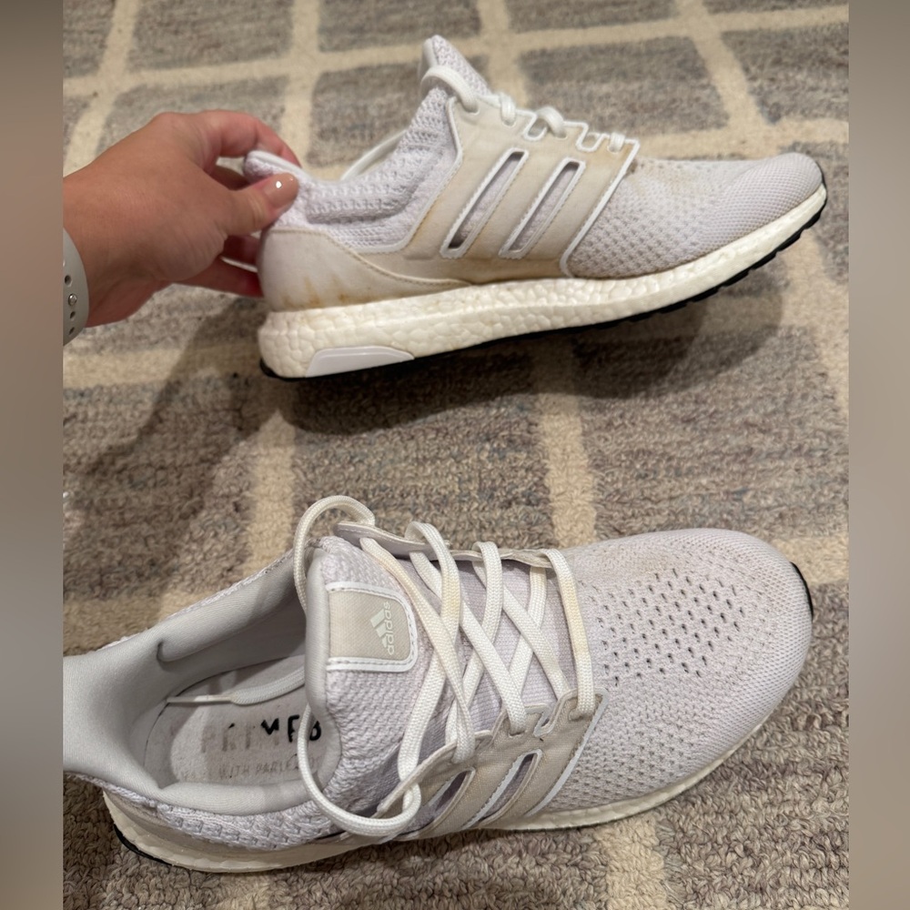 Adidas Ultra Boost - Picture 3 of 8